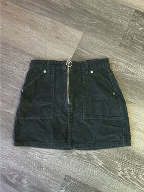 TOP SHOP Green Corduroy Mini Skirt with Front Zip & Pockets